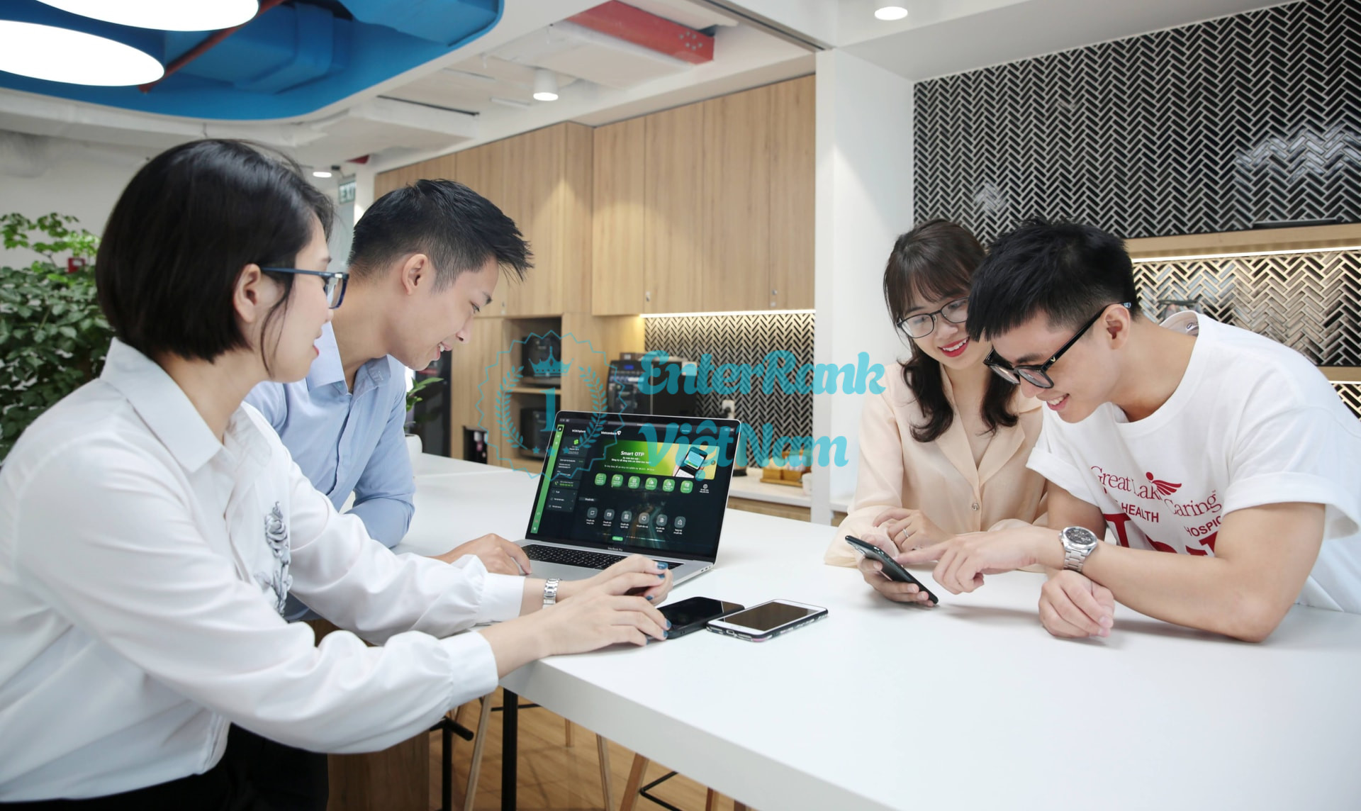 Chất lượng Dịch vụ khách hàng