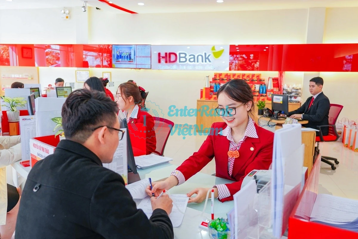 Review Ngân Hàng Tmcp Phát Triển Tp. HCM Có Uy Tín Không? 13 Dịch vụ và chăm sóc khách hàng HDBank
