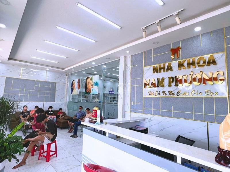 Phòng điều trị chăm sóc răng miệng Nha Khoa Nam Phương Long Thành